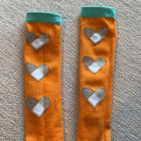 Pro Compression Socks - Picture 2 of 5